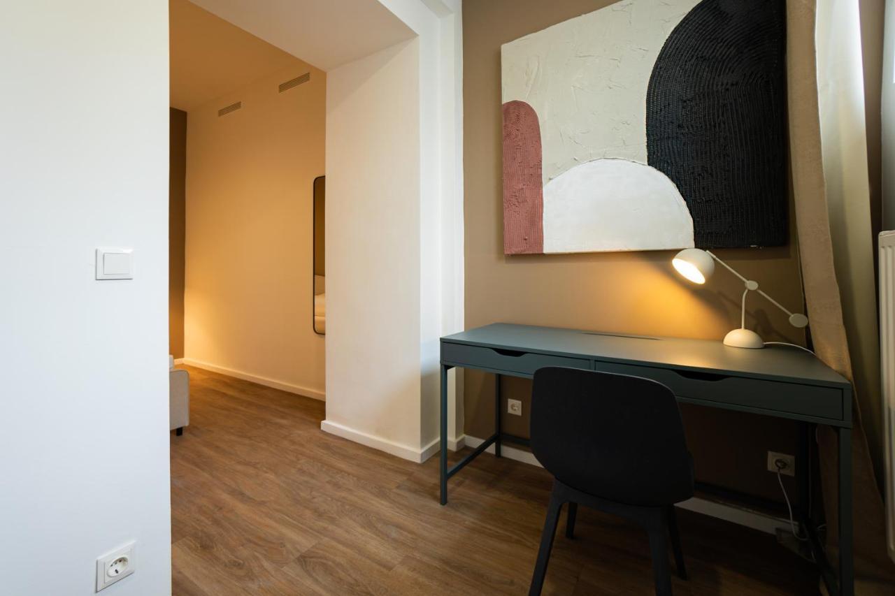 Stylish Apartment With Dedicated Working Space And Super King-Size Bed Located Between City Centre And Donau River Viena Exterior foto