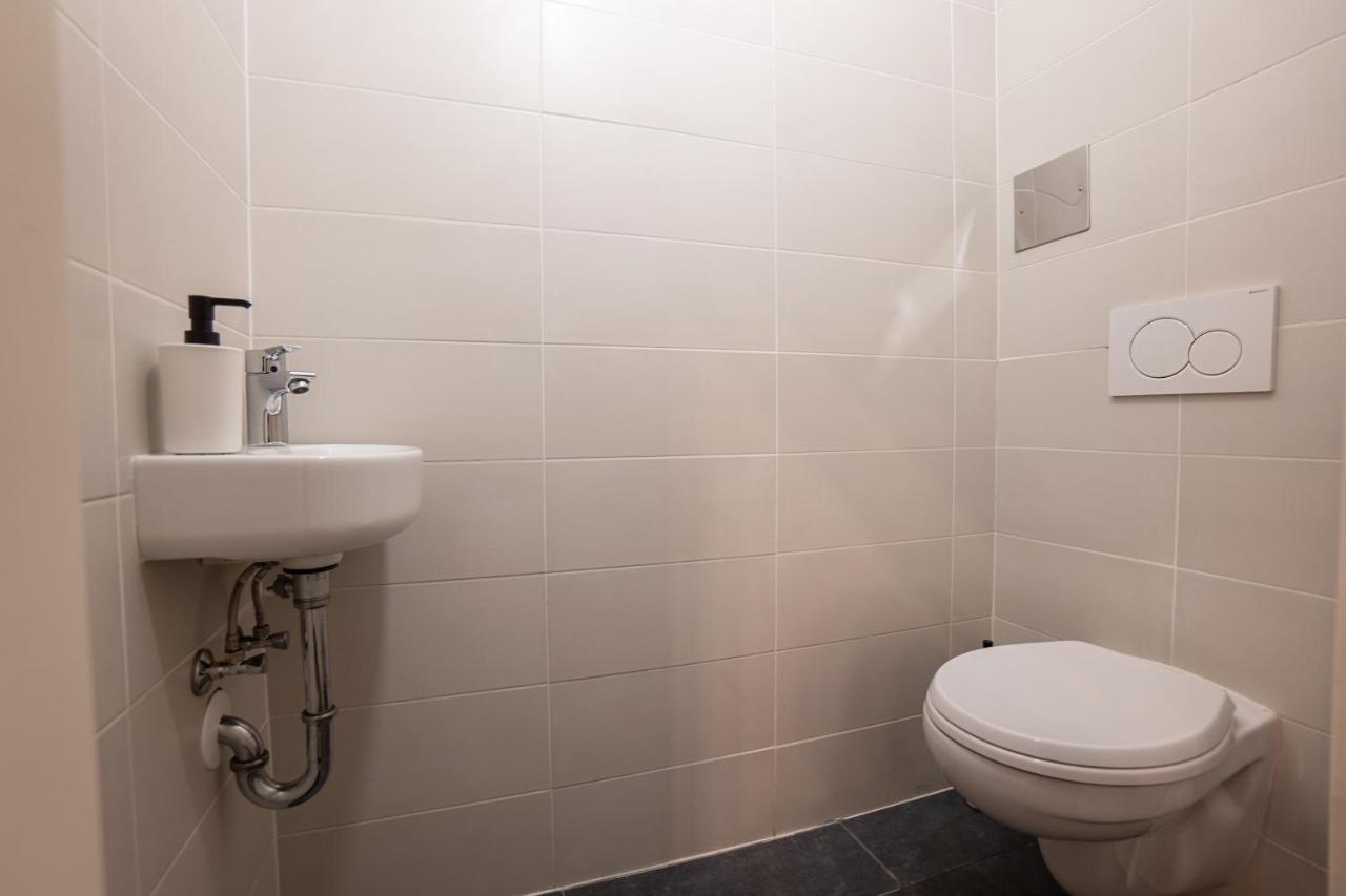 Stylish Apartment With Dedicated Working Space And Super King-Size Bed Located Between City Centre And Donau River Viena Exterior foto
